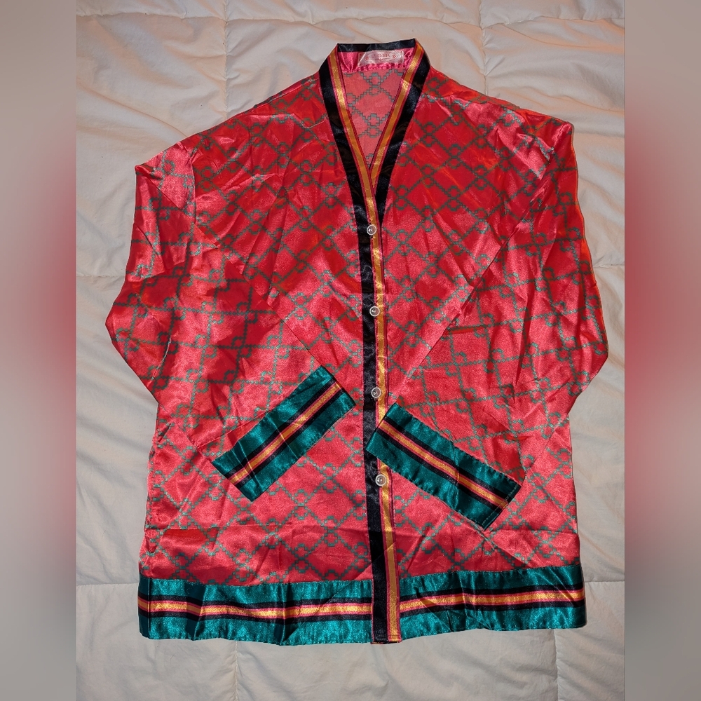 👑Super cute pajamas size small - Picture 2 of 10